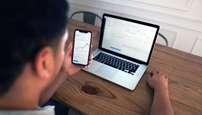 MetaTrader 5, Cara Mudah Pantau Kripto Tanpa Ribet Coding