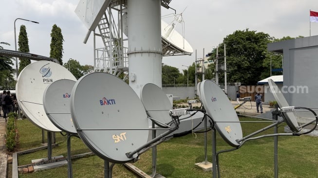 Saat Banjir Landa Sumatra, BAKTI Komdigi Gerak Cepat Kirim 18 Akses Internet Lewat Satelit Satria-1