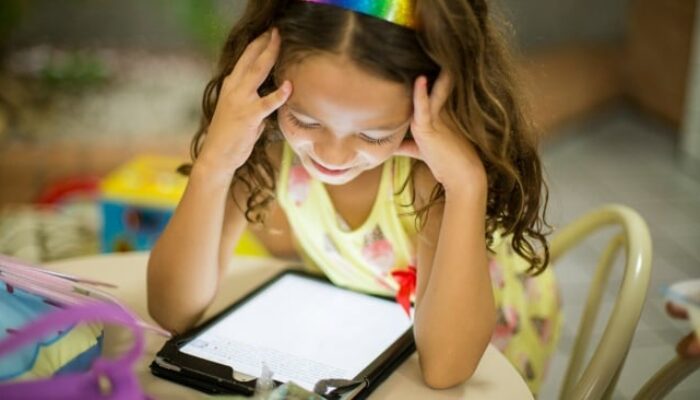 Bikin iPad Ramah Anak, Aman dan Nyaman Buat Si Kecil!