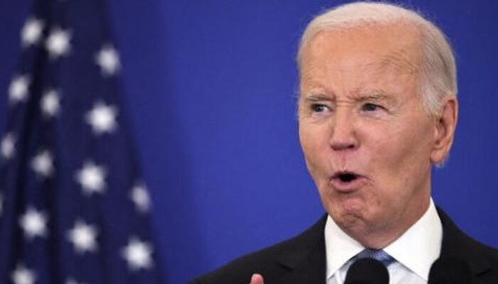 Gerakan Biden Robot Viral Konspirasi Kloning Merebak Lagi