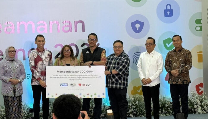 Google Gelontorkan Rp 84 Miliar Jaga Anak Muda Online