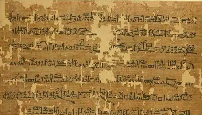 Papirus Mesir Kuno Ungkap Jejak Manusia Raksasa Nyata?