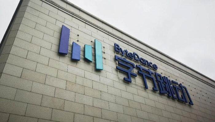 Perang AI Imlek Raksasa China Berbagi Angpau Hingga Mobil