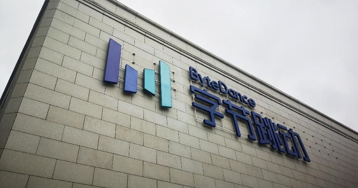 Perang AI Imlek Raksasa China Berbagi Angpau Hingga Mobil