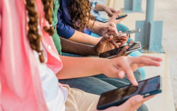 Waspada 1 Miliar Pengguna Android Disuruh Ganti HP Sekarang