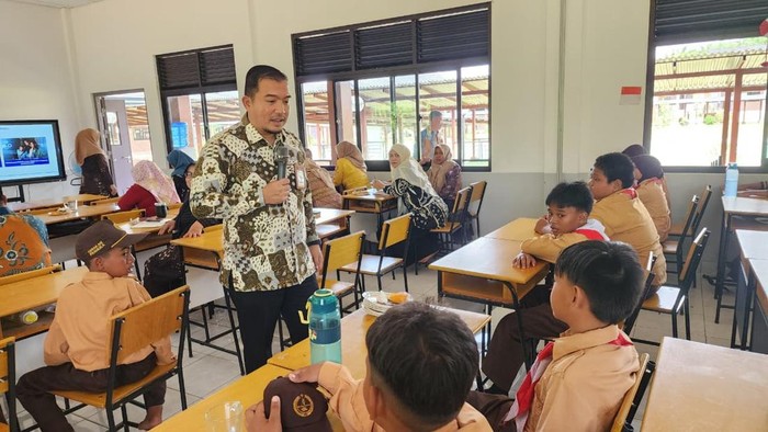 Terungkap Aplikasi Super Bikin Siswa 3T Melek Digital