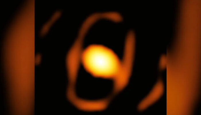 Bintang Raksasa WOH G64 Tak Meledak Ilmuwan Kaget Kenapa