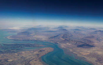 Bom Raksasa Penghancur Bunker AS Guncang Situs Rudal Iran