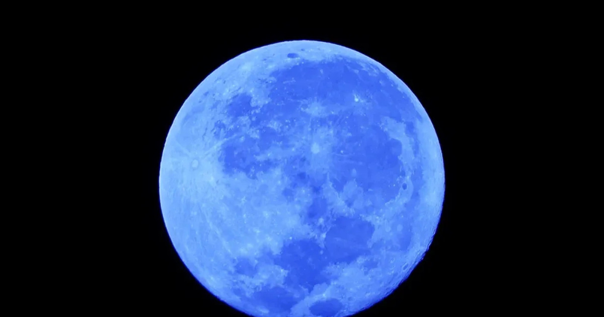 Bulan Biru Matahari Hijau Fenomena Langit Langka Ini Sebabnya