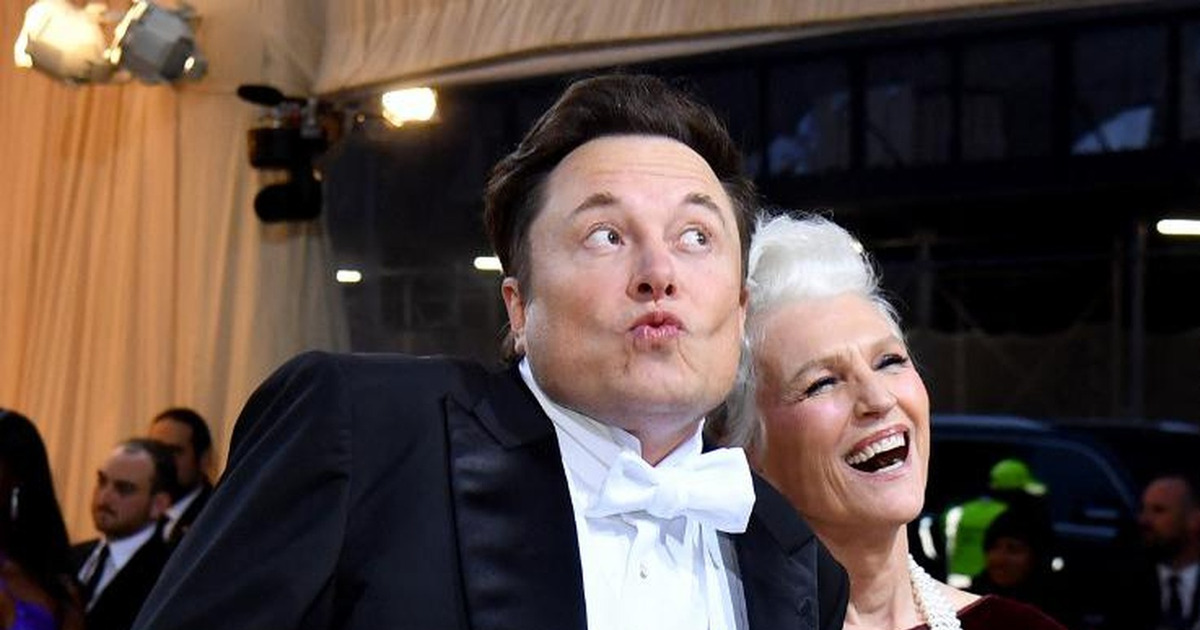 Kejutan Ibu Elon Musk: Rumah Sang Miliarder Cuma Ada Satu Handuk