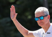 Kunjungan Tim Cook ke China Mengapa Apple Pangkas Tarif