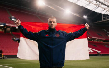 Maarten Paes Resmi ke Ajax Akun X Klub Langsung Beraksi