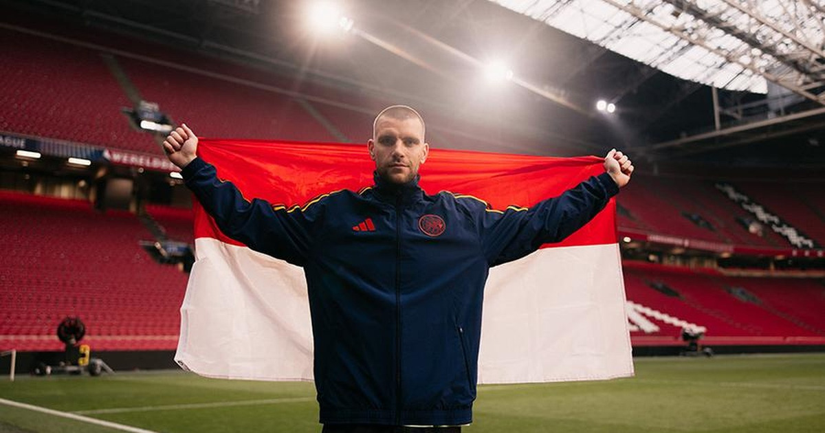 Maarten Paes Resmi ke Ajax Akun X Klub Langsung Beraksi