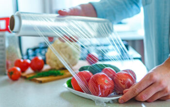 Siap-siap Harga Barang Plastik Naik Drastis Dampak Perang