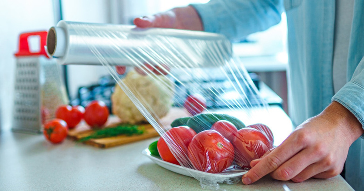 Siap-siap Harga Barang Plastik Naik Drastis Dampak Perang