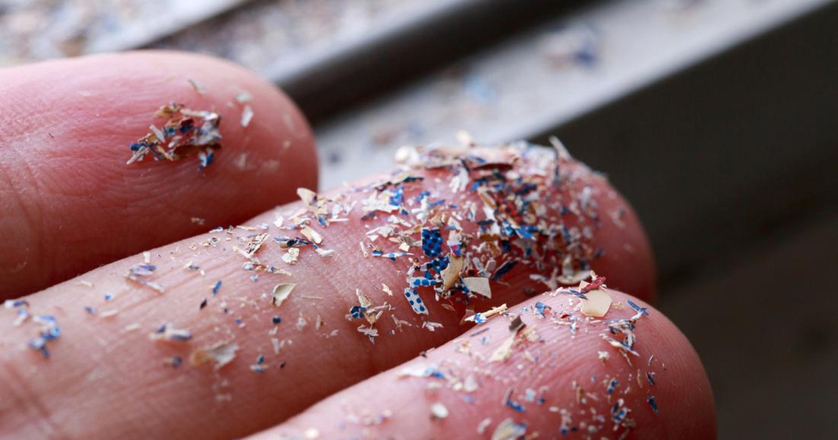 Terungkap Mikroplastik Capai Kedalaman 2,4 KM Laut RI
