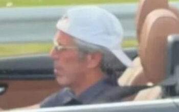 Video Pria Mirip Jeffrey Epstein Muncul, Teori Liar Meledak