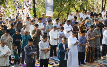 Viral Idul Fitri 2026 Beda Hari Netizen Kompak Lakukan Ini