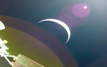 Astronaut Artemis II Tinggalkan Bumi Menuju Bulan Takjub!