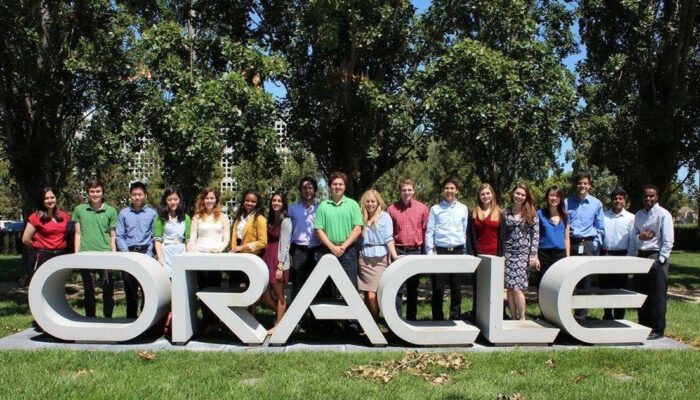 Badai PHK di Oracle Akibat AI Simak Faktanya