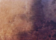 Bayangan Hitam Raksasa Mars Meluas Ini Misterinya