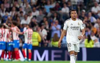 Kontroversi Mbappe: Berdarah Disikut Wasit Cuek?