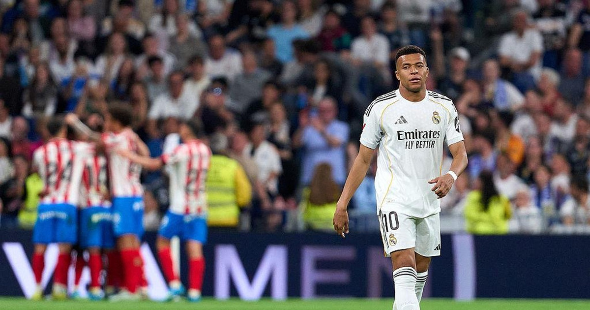 Kontroversi Mbappe: Berdarah Disikut Wasit Cuek?