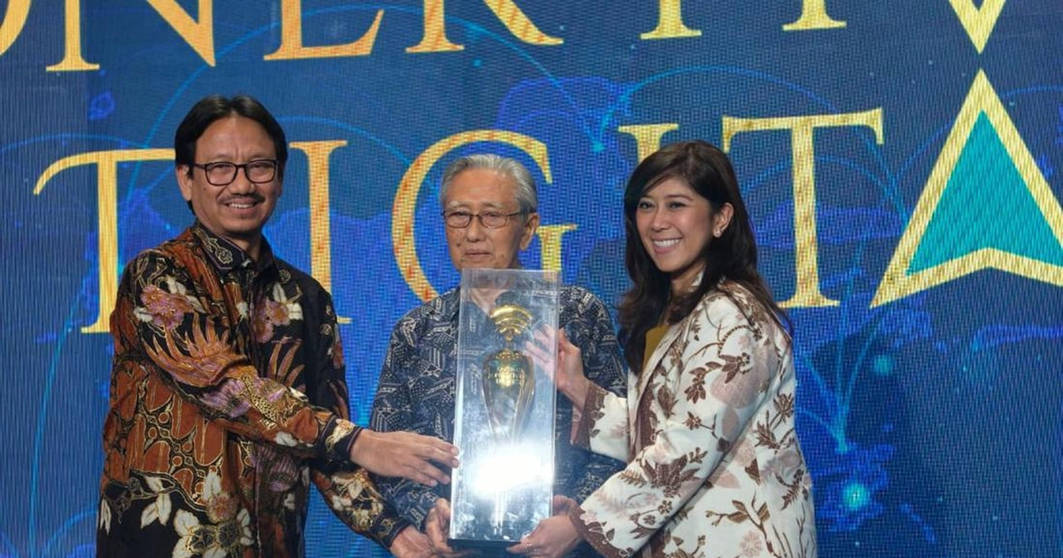 Mengenal Arnold Djiwatampu Tokoh Kunci Telekomunikasi RI