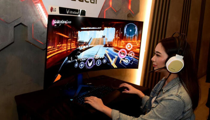 Monitor OLED Meledak di 2025 Gamer Wajib Tahu Ini
