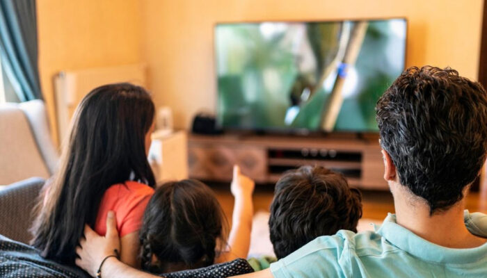 Nonton Seru di Rumah Hemat Biaya Ini Rahasianya!