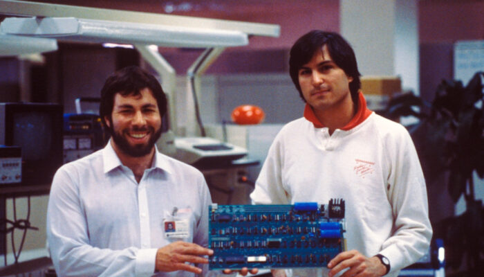 Pria Ini Lepas Apple Seharga Rp2 Juta Kisah Pendiri Ketiga