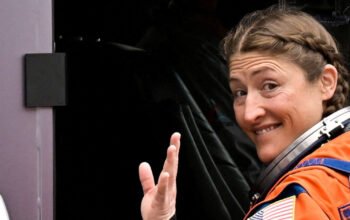 Rahasia Christina Koch Jadi Astronaut Pertama Bulan