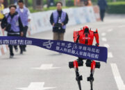 Robot China Guncang Dunia Half Marathon Kalahkan Manusia
