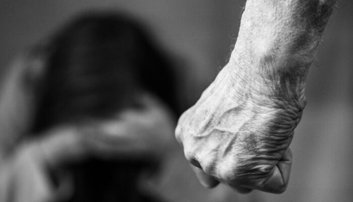 TikTok Viral KDRT Kakak Ungkap Realitas Kelam Keluarga