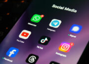 Waspada Nudge Tombol Next Pengaruhi Otak Anak Tanpa Sadar