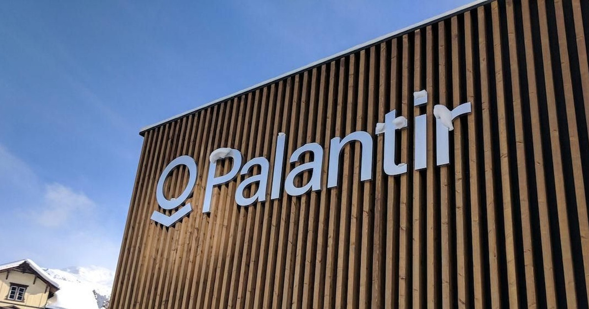 CEO Palantir: Legalitas Kejahatan Perang Buka Pasar AI Baru