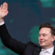 Elon Musk Diiming Bonus Raksasa Wujudkan Koloni Mars