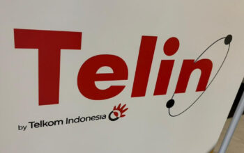 Internet Jayapura Ngebut Telkom Resmikan Kabel Laut Baru