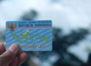 KTP Difoto Saat Masuk Gedung? Waspada Bahaya Data Anda!
