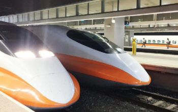 Mahasiswa Lumpuhkan Kereta Cepat Taiwan Hanya Pakai Radio