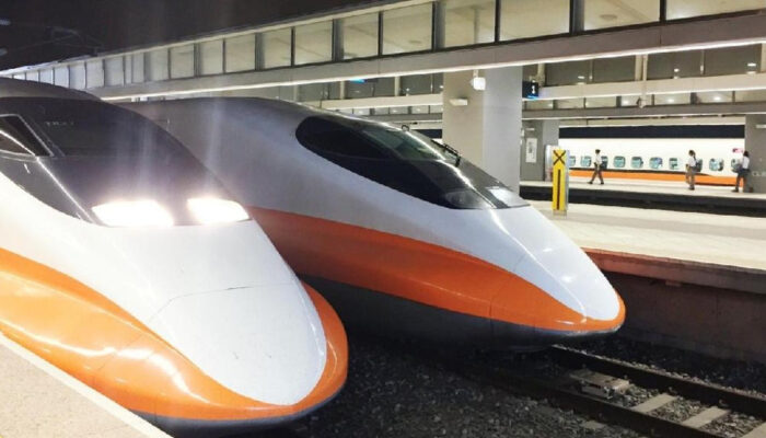 Mahasiswa Lumpuhkan Kereta Cepat Taiwan Hanya Pakai Radio