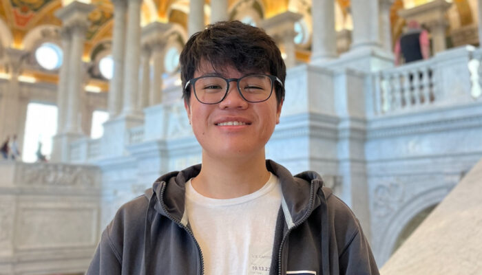 Mahasiswa RI Bongkar Pelacakan Rahasia Internet, Juara Apple