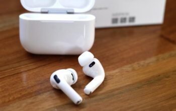 Masa Depan Apple Bocor AirPods AI Kamera dan iPhone Hologram