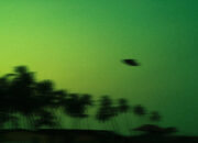 Rahasia UFO Terungkap Astronot Akui Cahaya Aneh di Langit