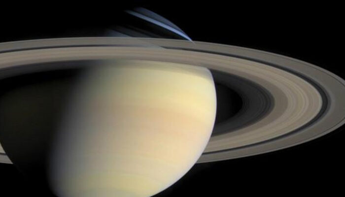 Saturnus Menanti Perjalanan Manusia Paling Ekstrem