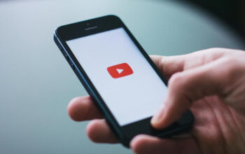 Terungkap! YouTube Otomatis Tandai Video AI Anda