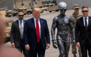 Trump Pamer Foto Alien Viral Asli AI atau Editan Netizen Heboh