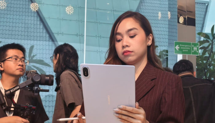 Huawei MatePad Air Tablet Paling Tipis Ringan Bak Botol Air