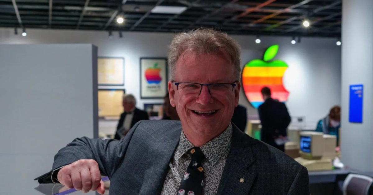 Karyawan Ajaib Apple Ini Saksi Sejarah Sejak 14 Tahun