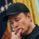 Musk Tegaskan SpaceX Tak Kembangkan Gadget AI Misterius